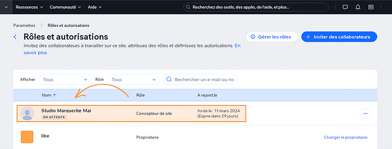 Le collaborateur et son statut dans l'onglet "Rôles et Autorisations" du tableau de bord Wix