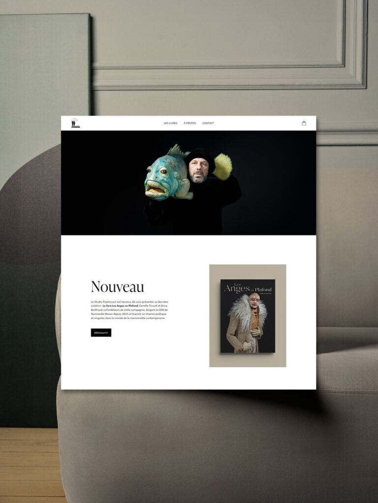 Vue de la page d’accueil du site internet esthétique conçu sous Squarespace pour les Éditions Studio Popincourt.